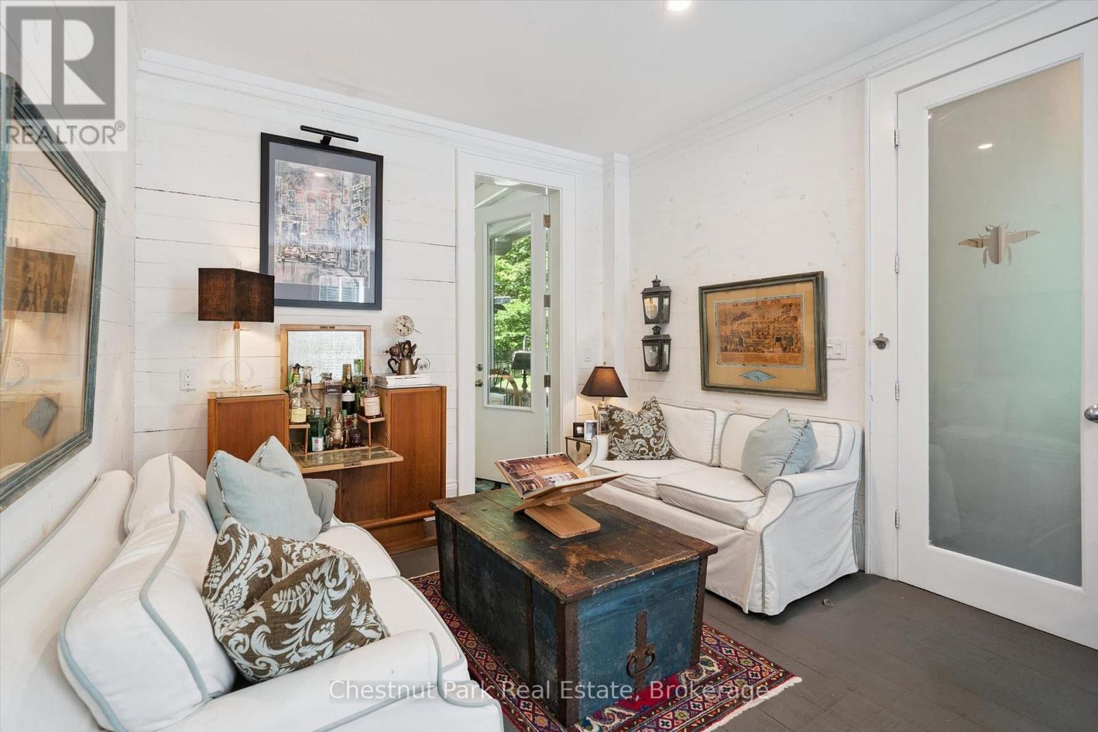 1005 Woodington Road Property Photo 10