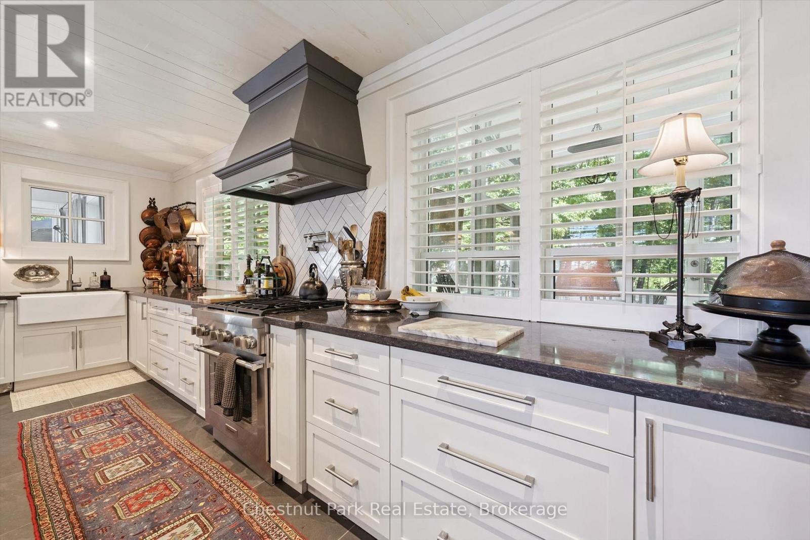 1005 Woodington Road Property Photo 15