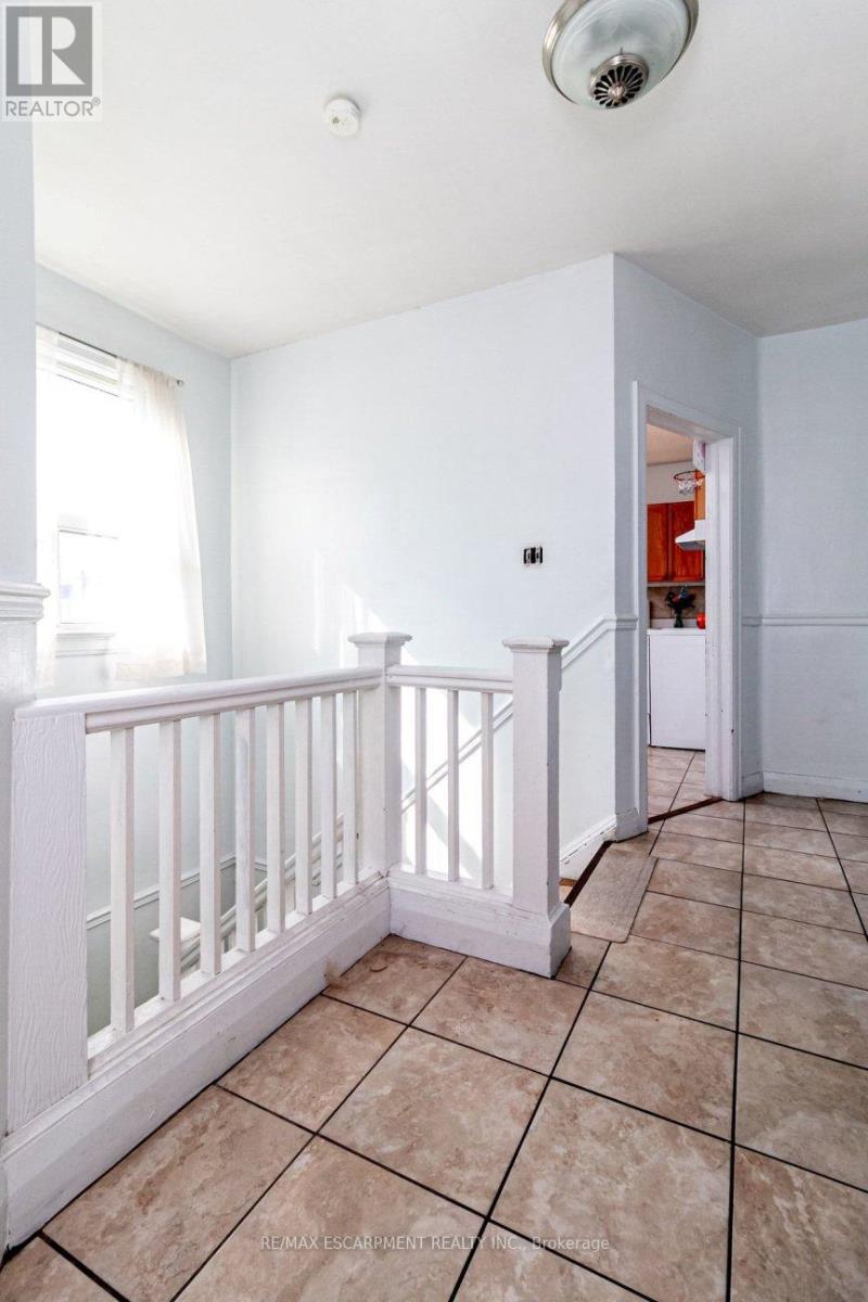 548 Beach Road Property Photo 16