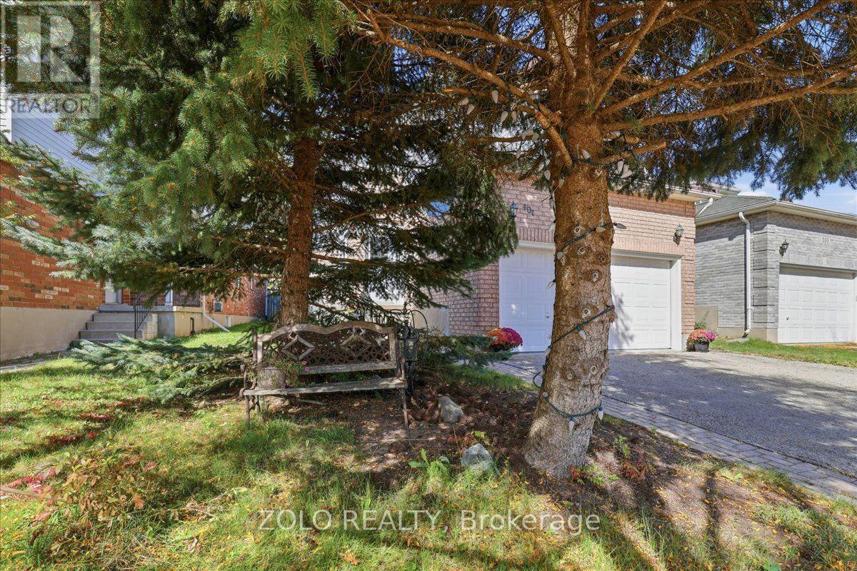 401 Hidden Creek Drive Property Photo 4