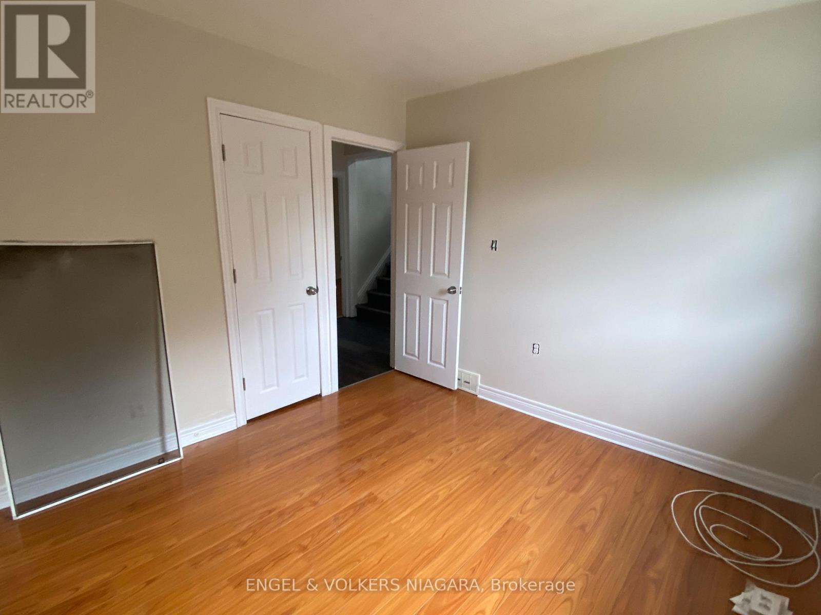 2 - 5006 Willmott Street Property Photo 2