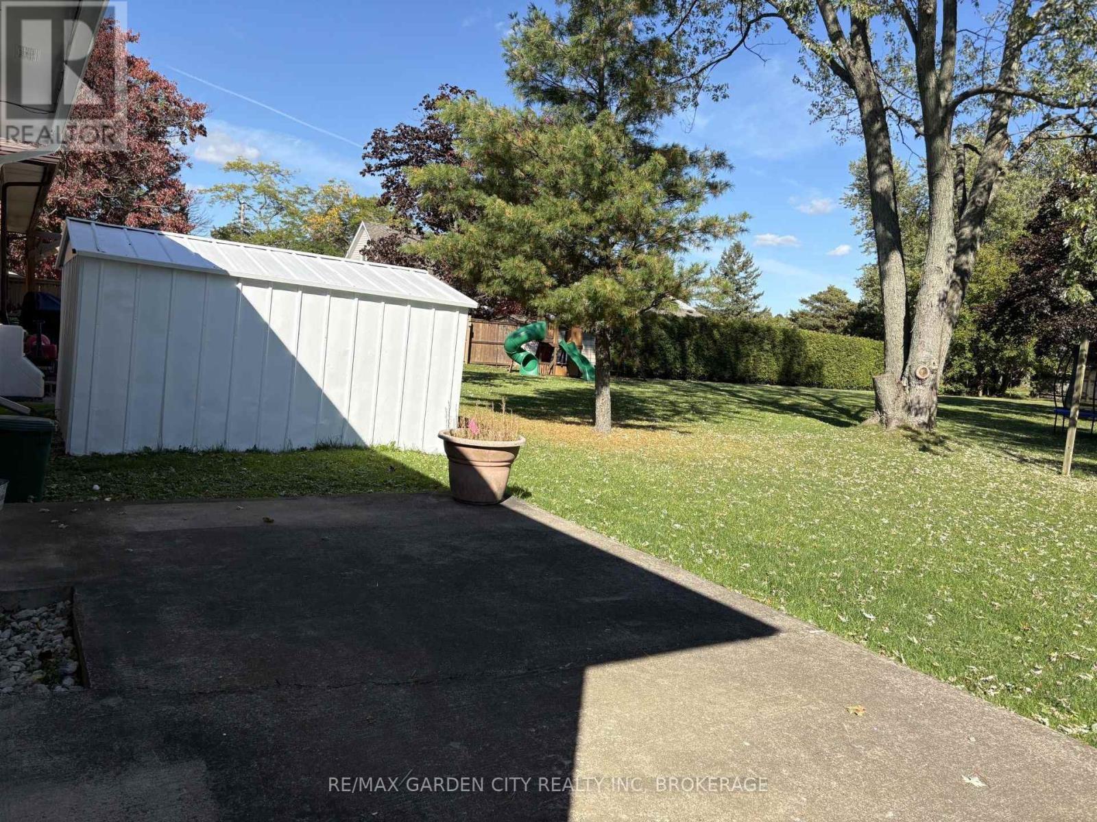 Lower - 44 Valencourt Drive Property Photo 18