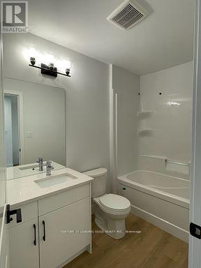 23 - 1870 Aldersbrook Gate Property Photo 17