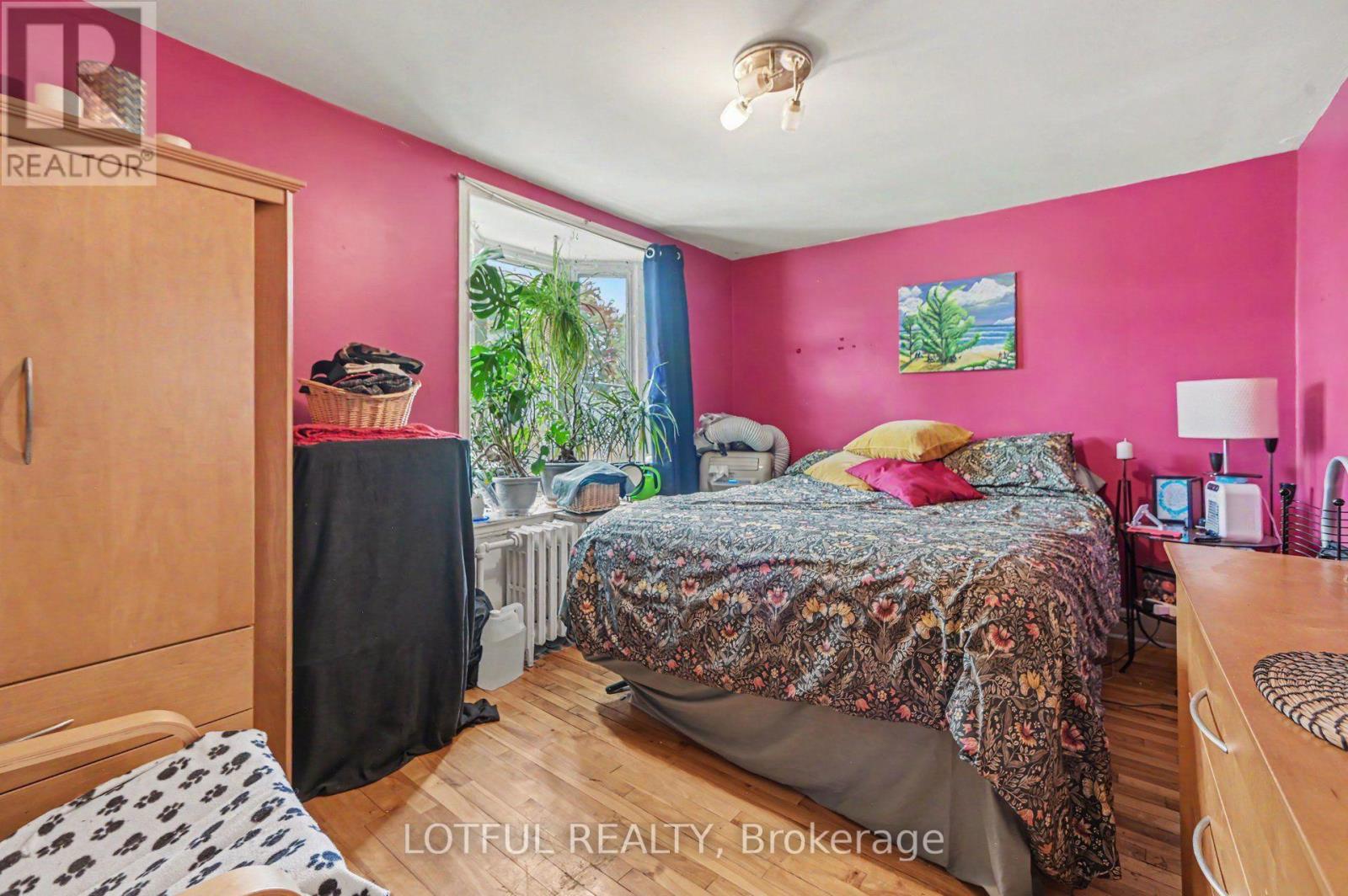 118 Marier Avenue Property Photo 21