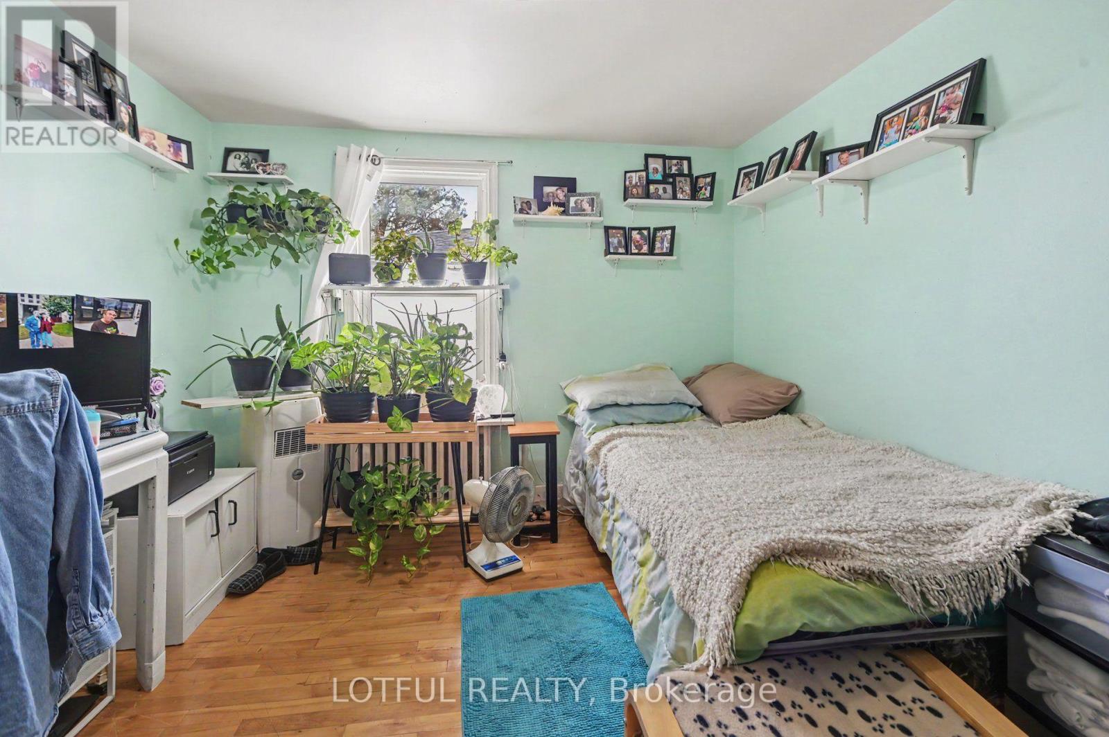 118 Marier Avenue Property Photo 22