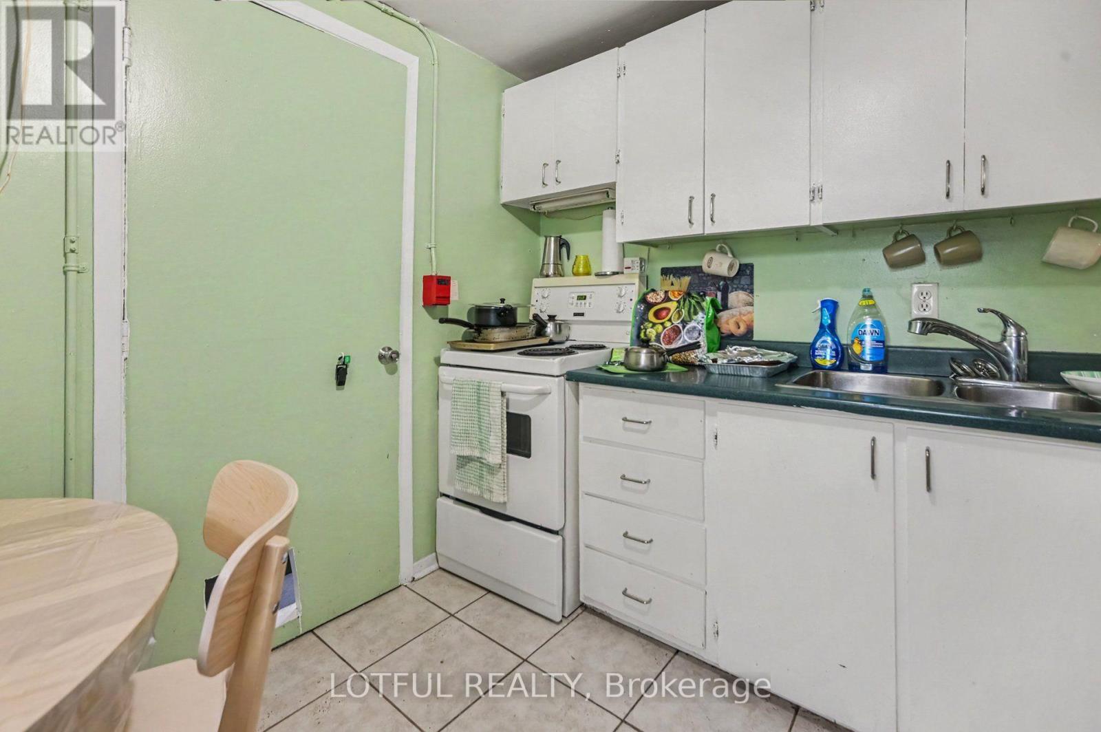 118 Marier Avenue Property Photo 30
