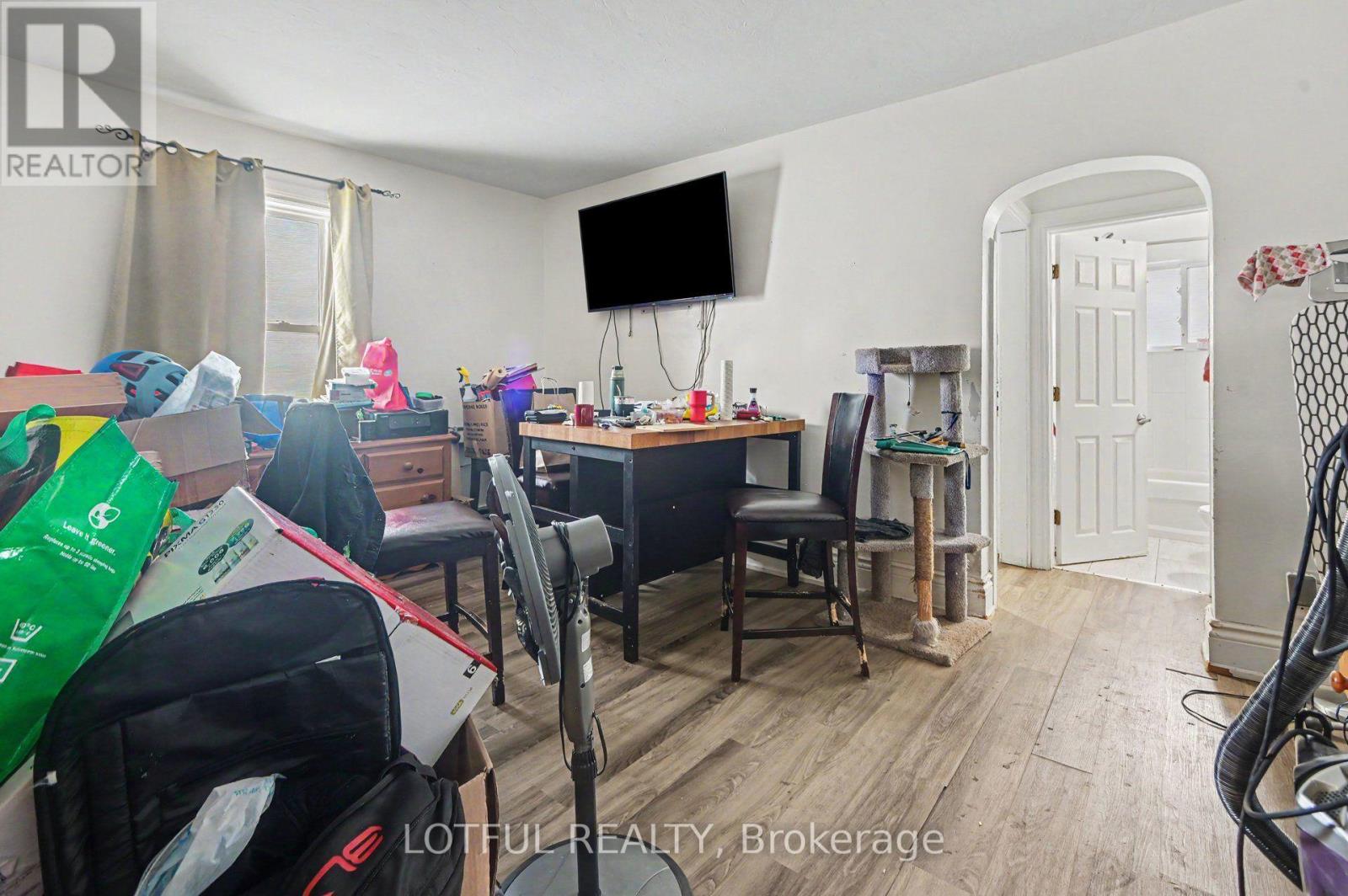 118 Marier Avenue Property Photo 34