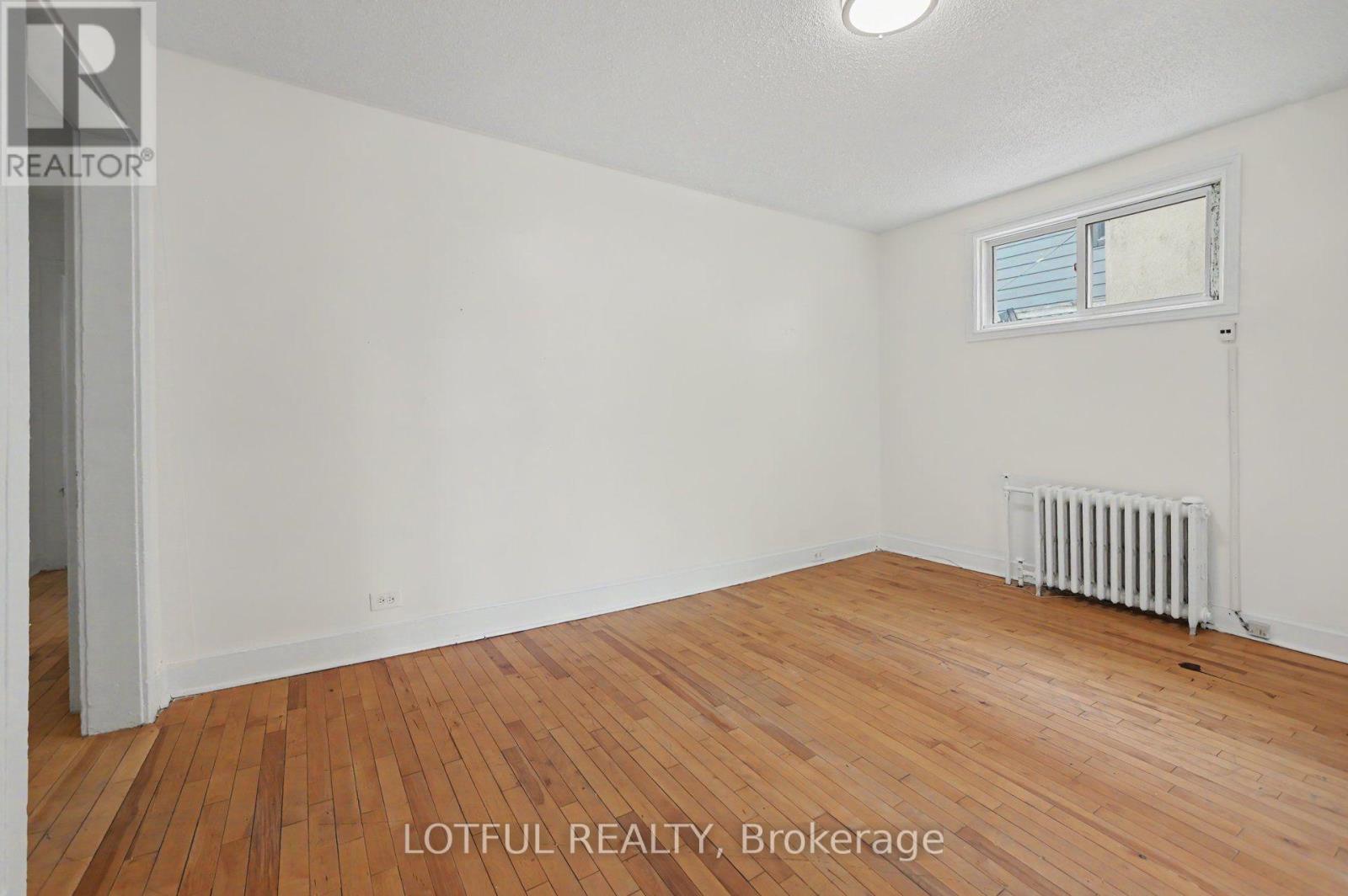 118 Marier Avenue Property Photo 9