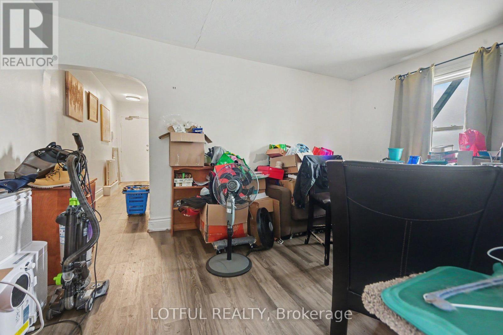 118 Marier Avenue Property Photo 35