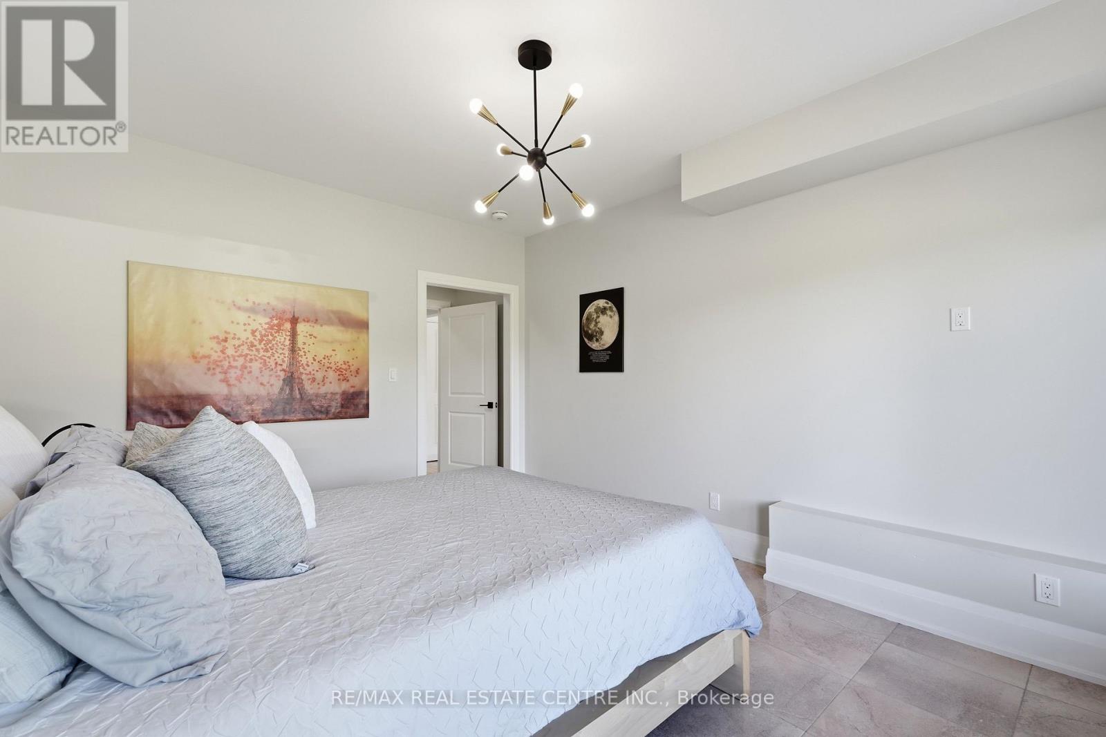 7 - 670 Bishopsgate Road Property Photo 39