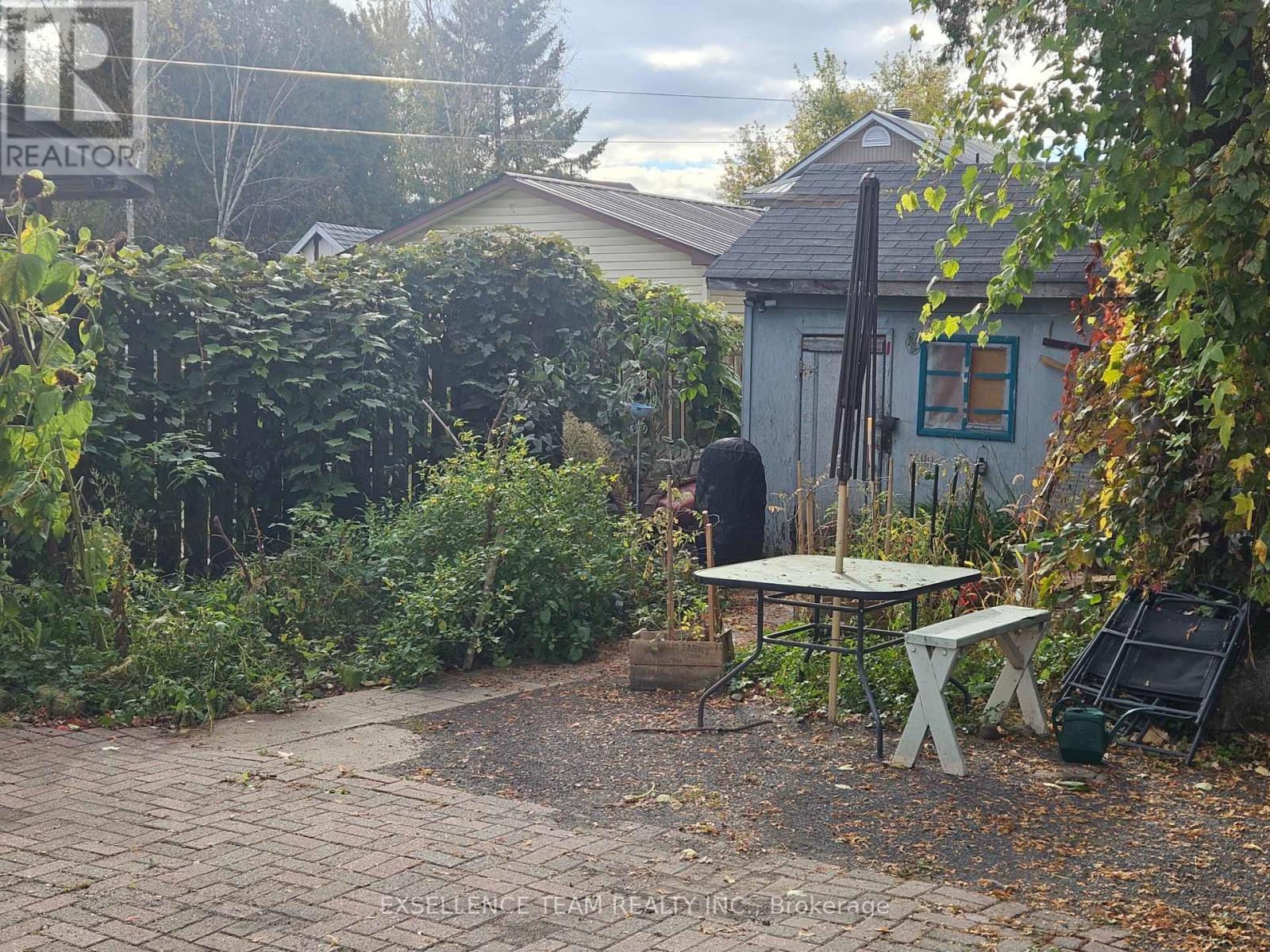 21 Arthur Street Property Photo 3