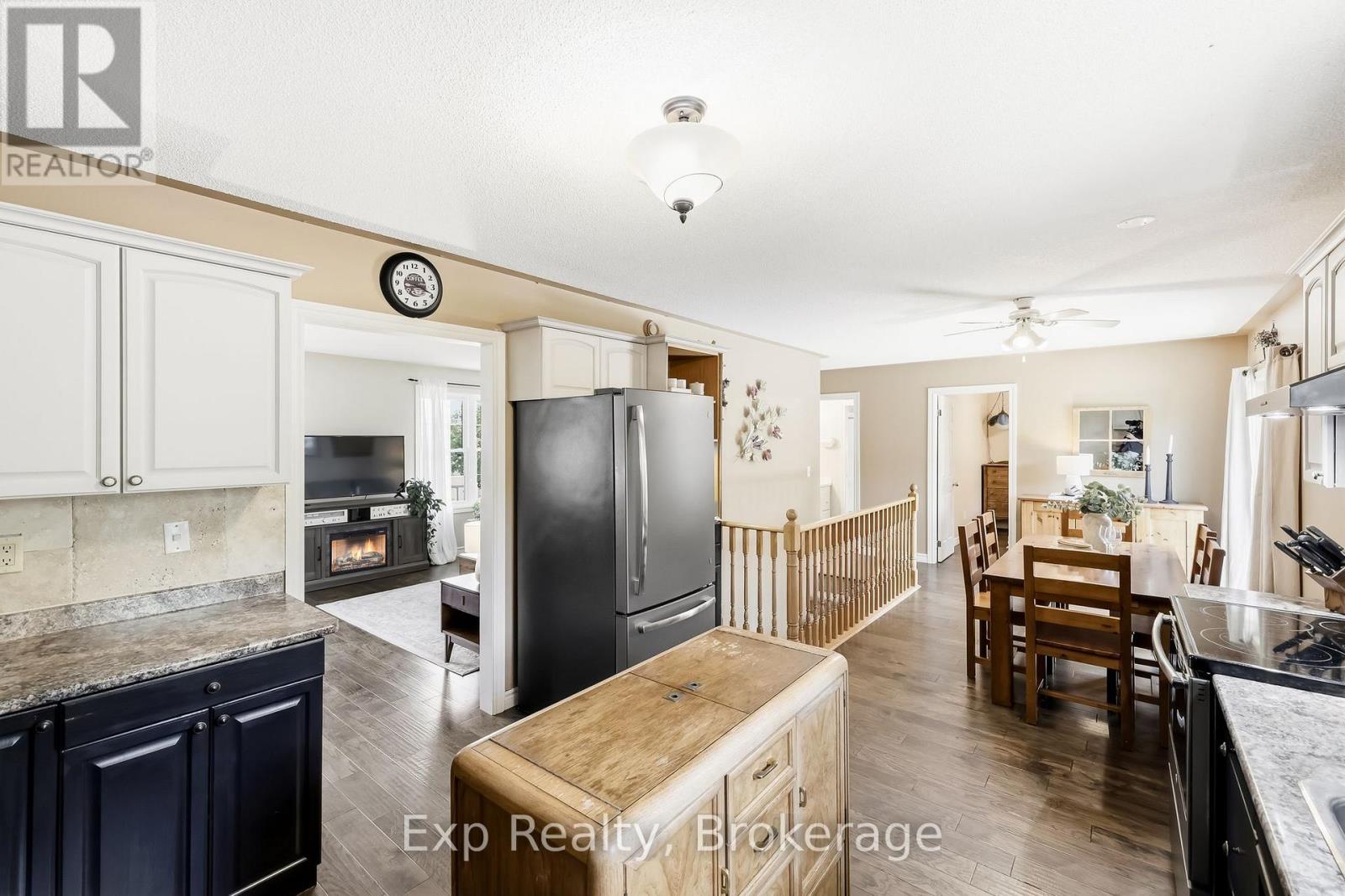 7402 Byers Road Property Photo 12