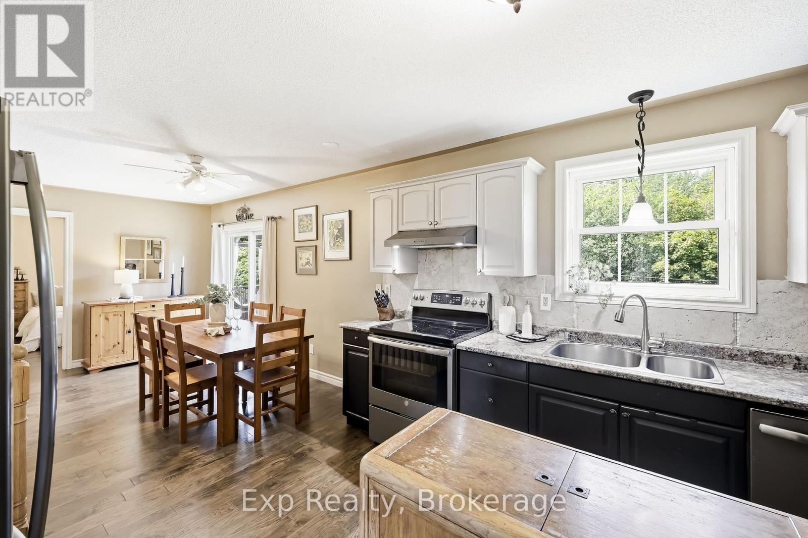 7402 Byers Road Property Photo 16