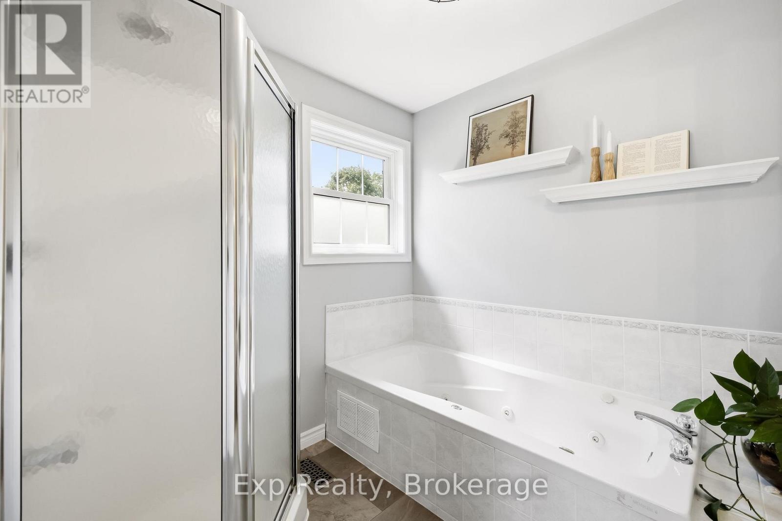 7402 Byers Road Property Photo 23