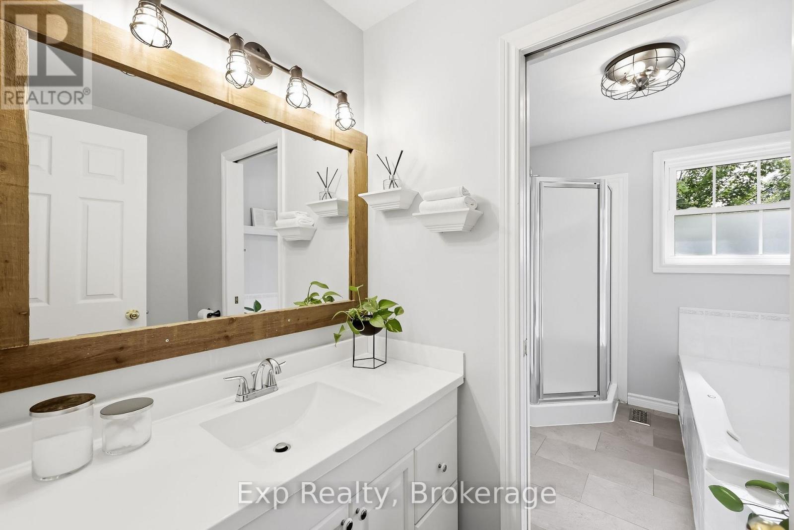 7402 Byers Road Property Photo 24