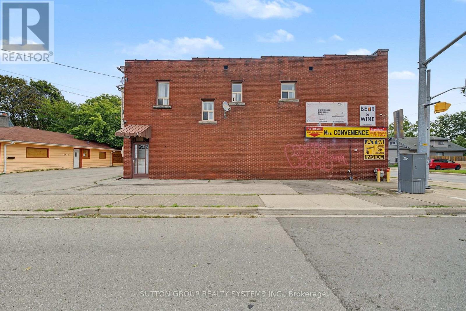 5075 Bridge Street Property Photo 13
