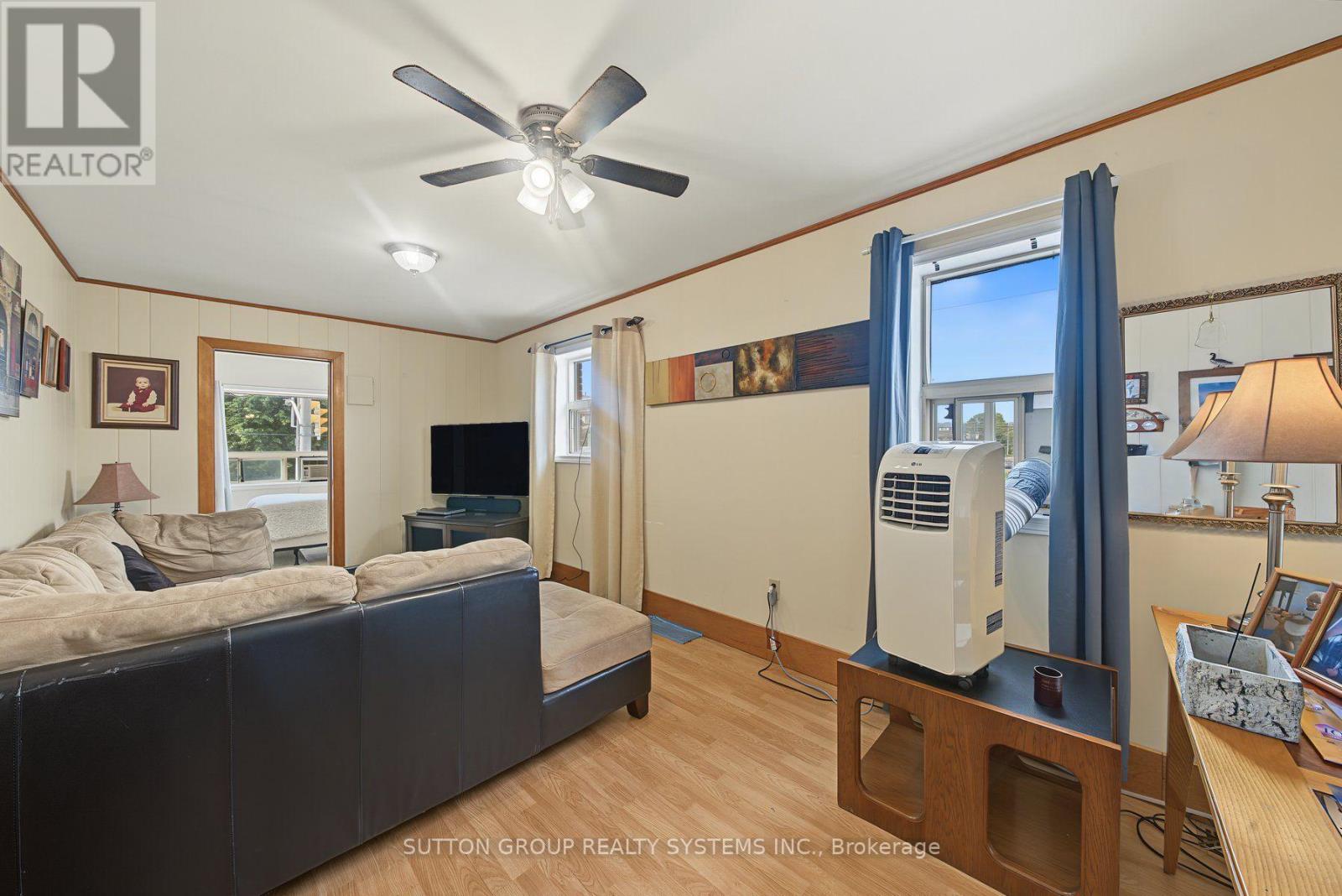 5075 Bridge Street Property Photo 22