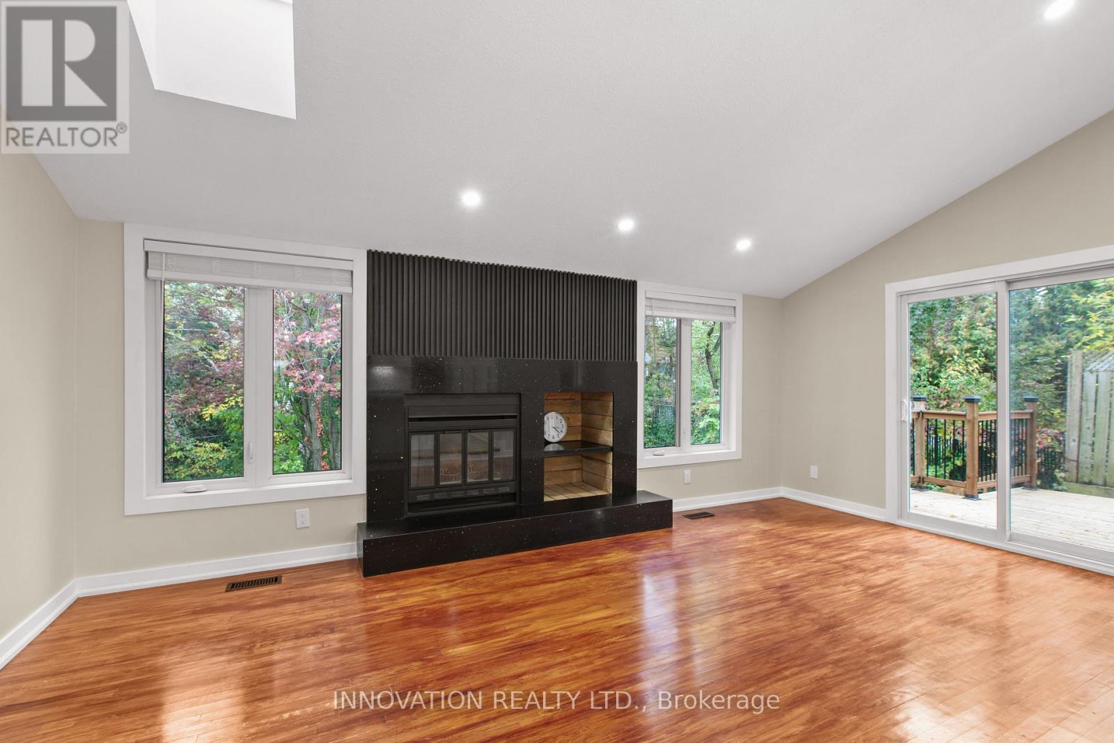 2 Hackett Street Property Photo 14