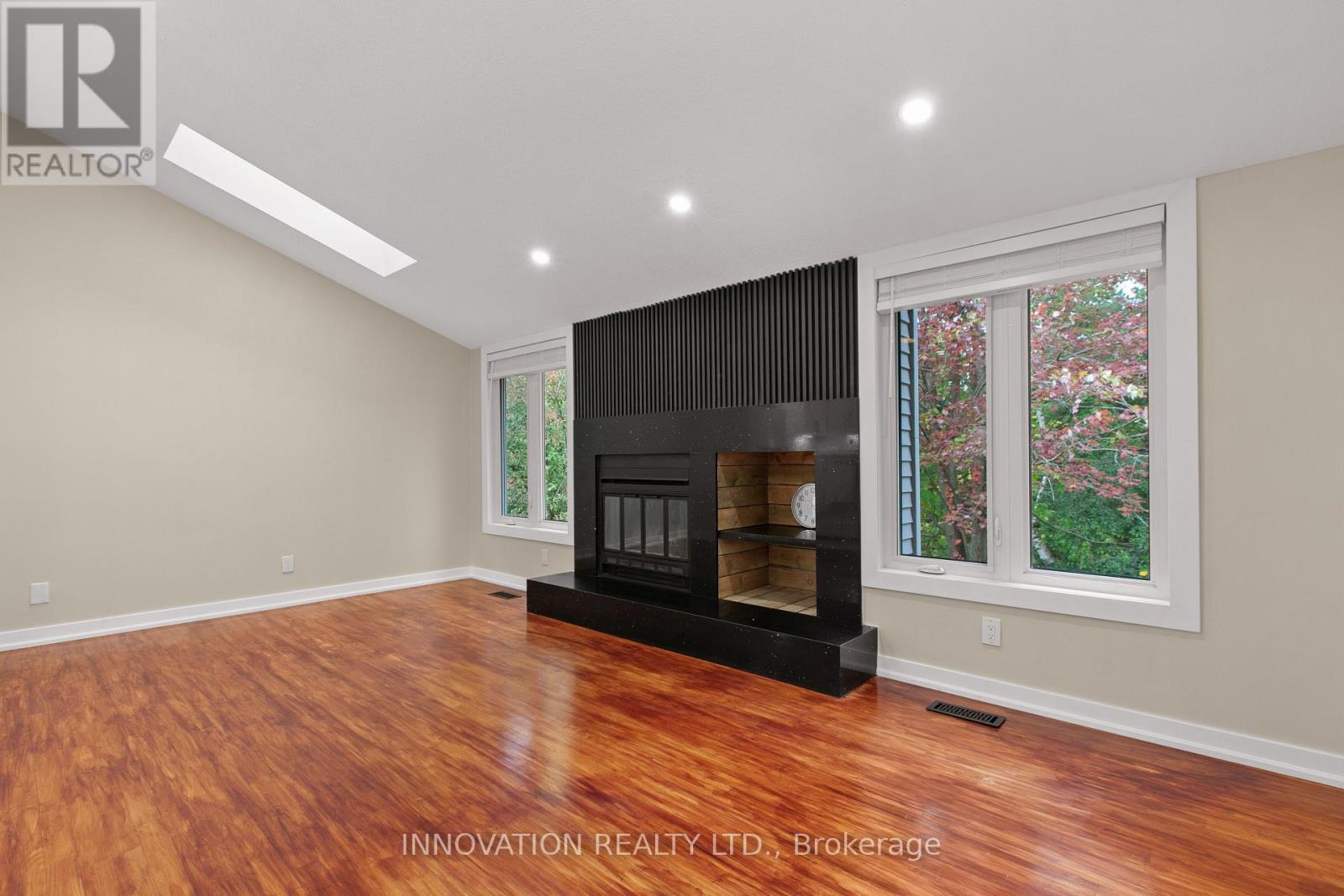 2 Hackett Street Property Photo 16