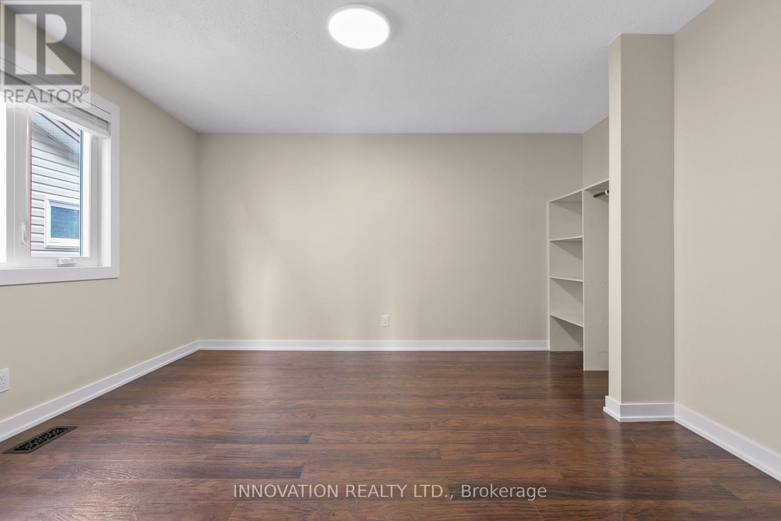 2 Hackett Street Property Photo 24
