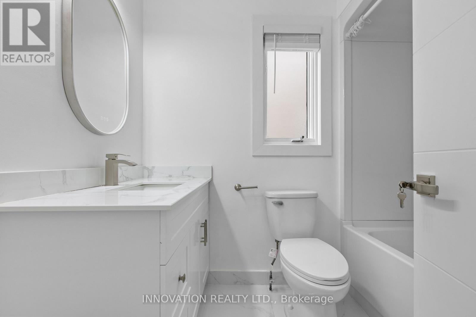 2 Hackett Street Property Photo 25