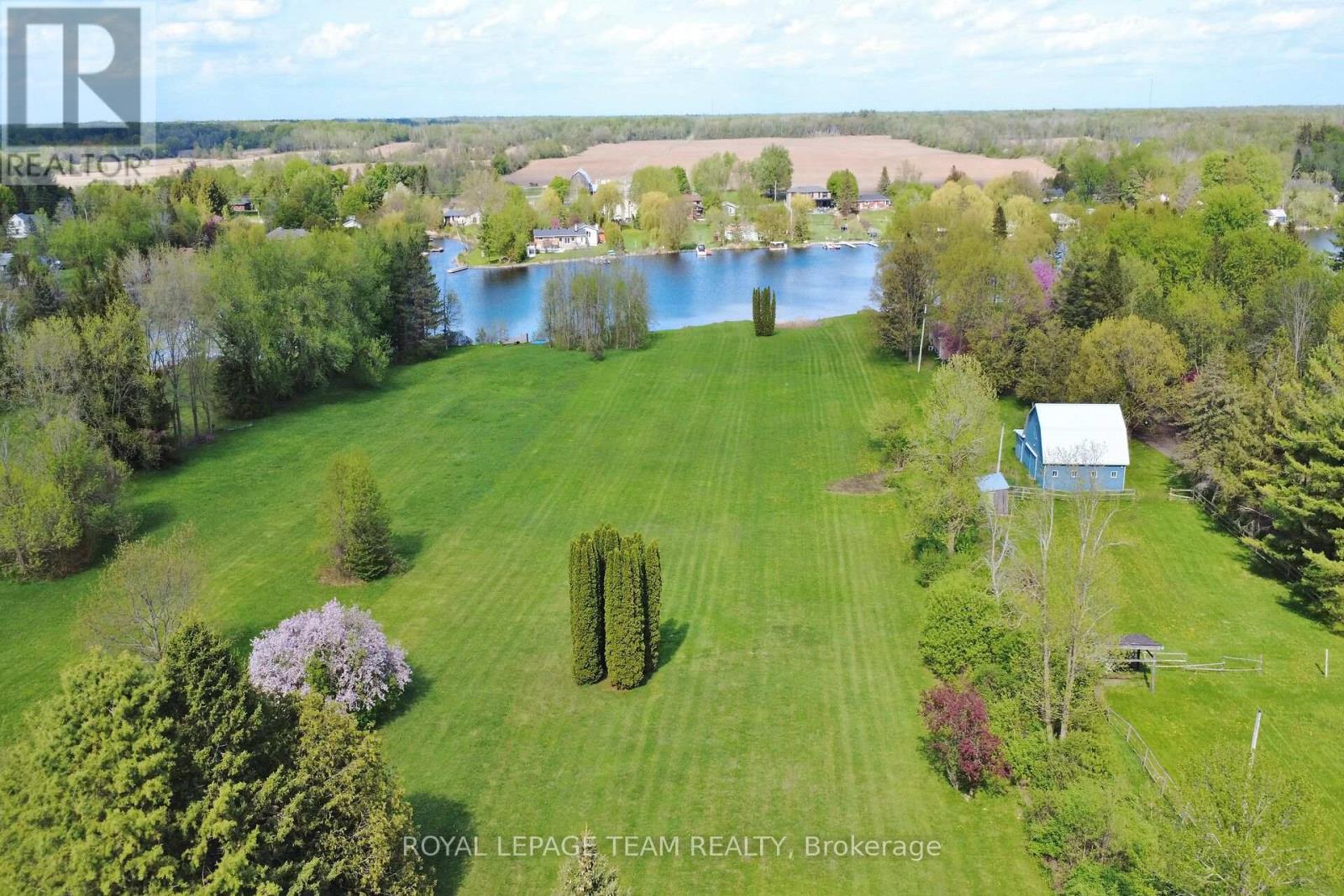 5965 Rideau Valley Drive N Property Photo 2