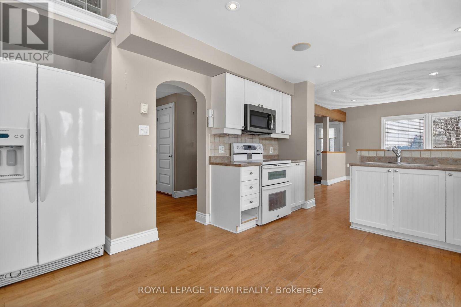 5965 Rideau Valley Drive N Property Photo 5