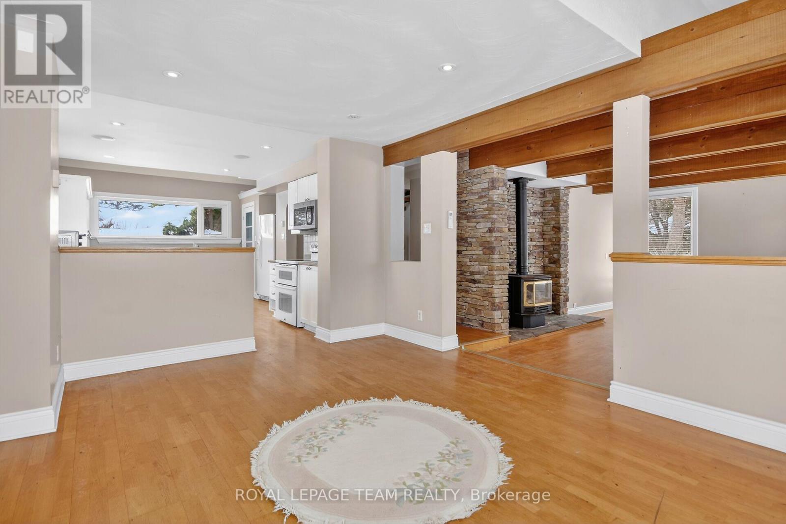5965 Rideau Valley Drive N Property Photo 9