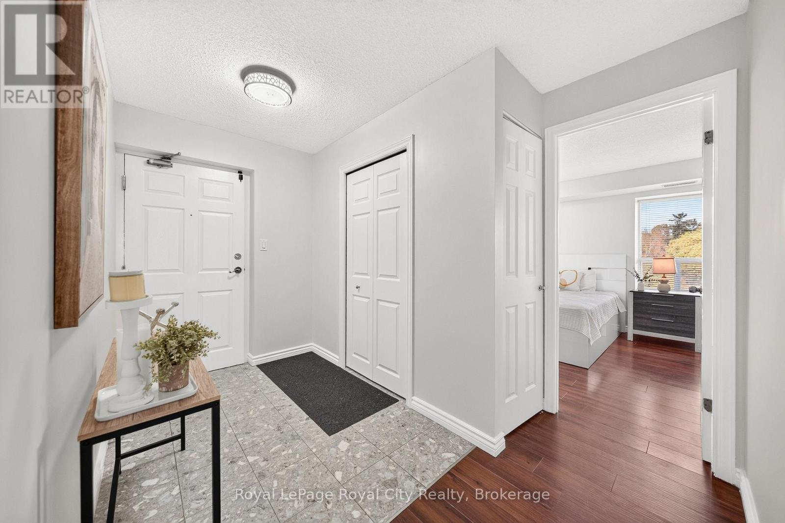 701 - 281 Bristol Street Property Photo 3