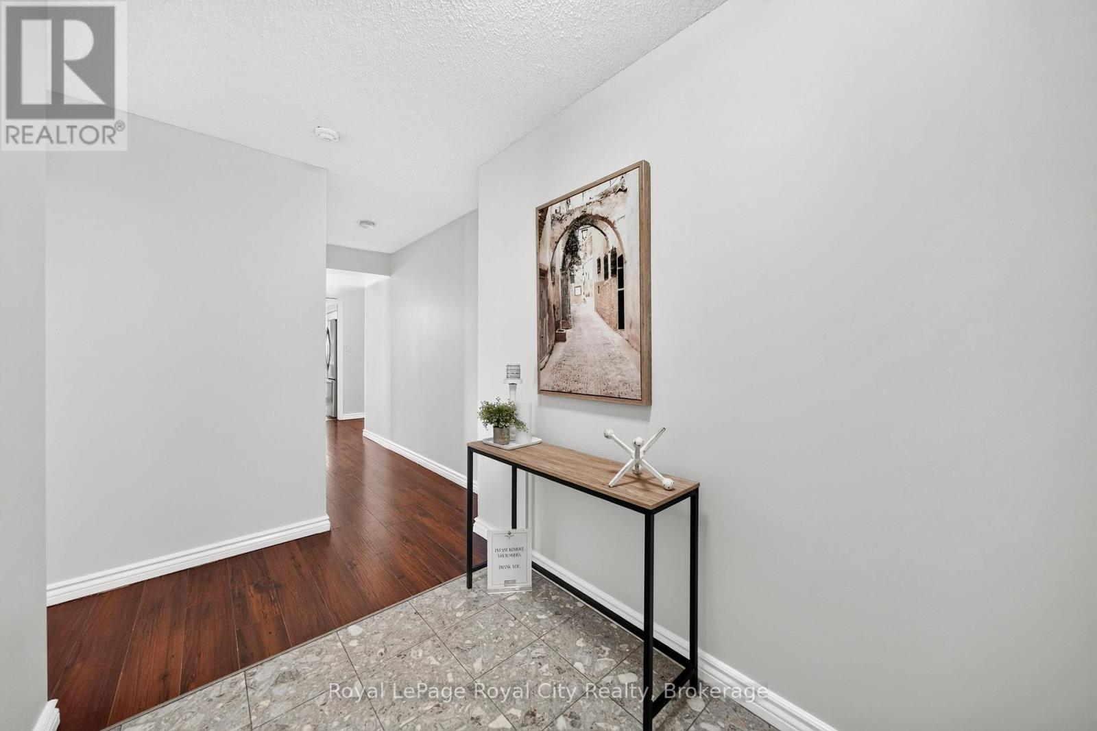 701 - 281 Bristol Street Property Photo 5