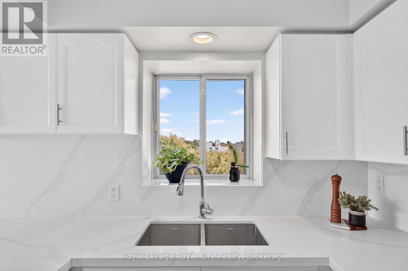 701 - 281 Bristol Street Property Photo 16