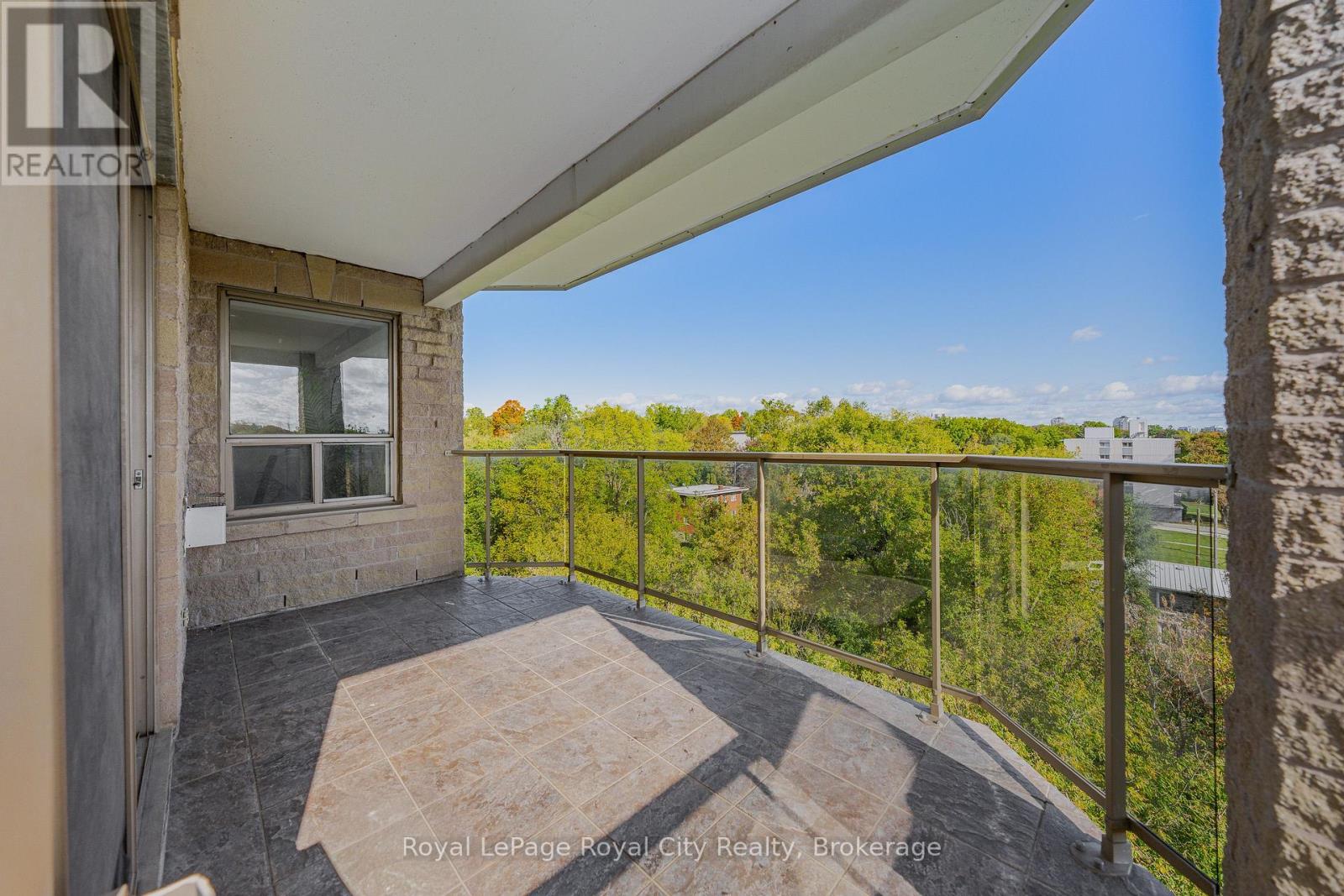 701 - 281 Bristol Street Property Photo 27