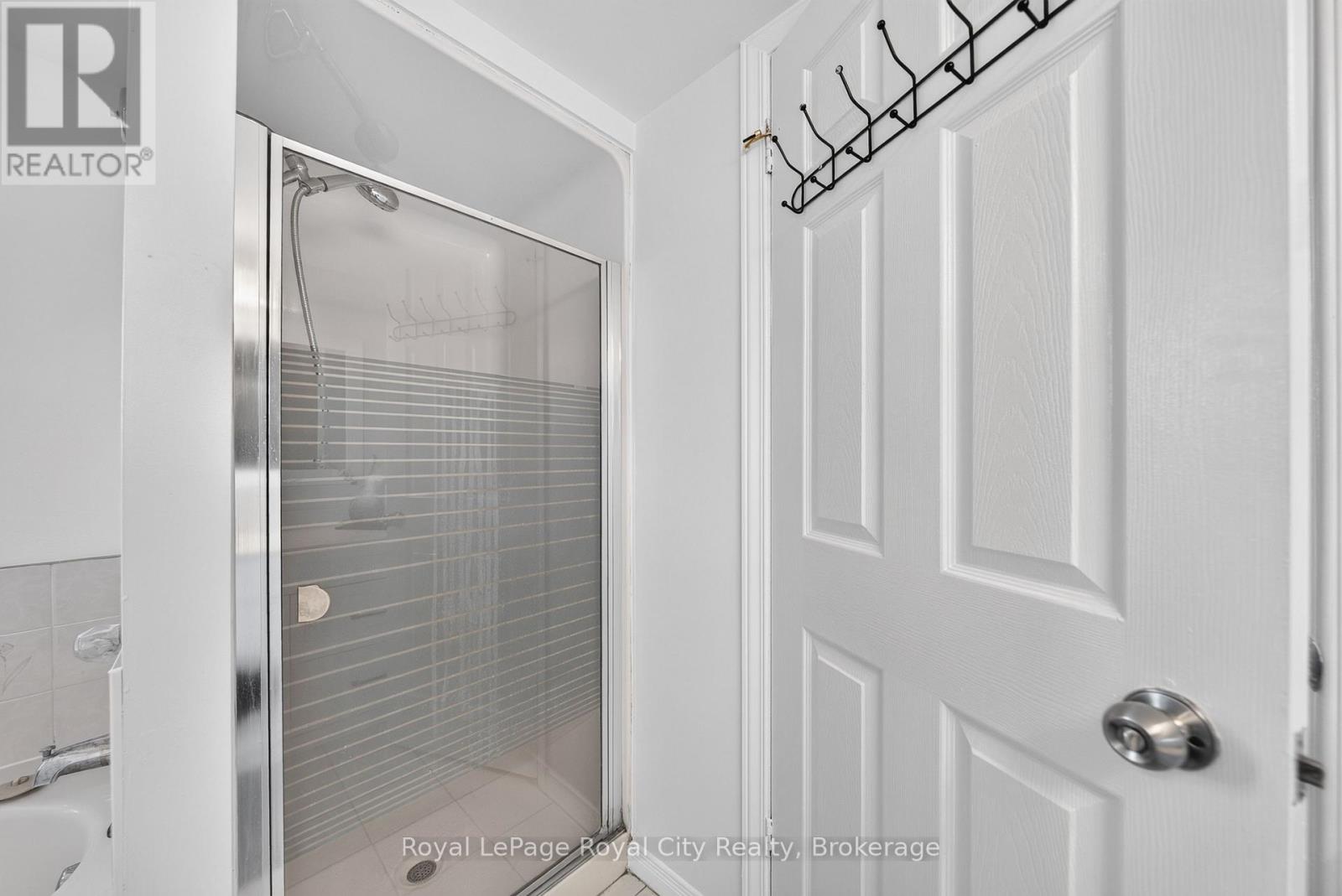 701 - 281 Bristol Street Property Photo 35