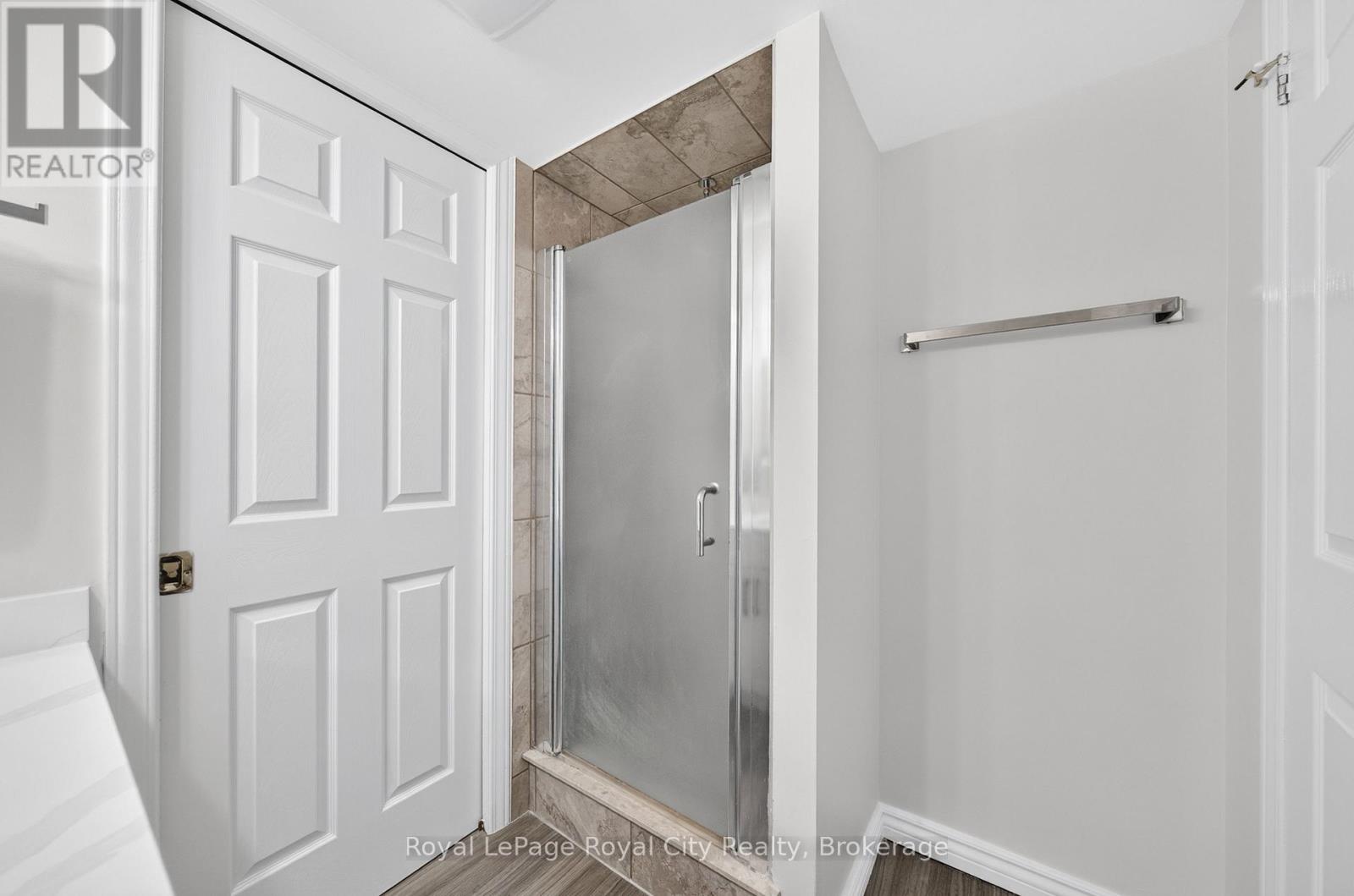 701 - 281 Bristol Street Property Photo 41