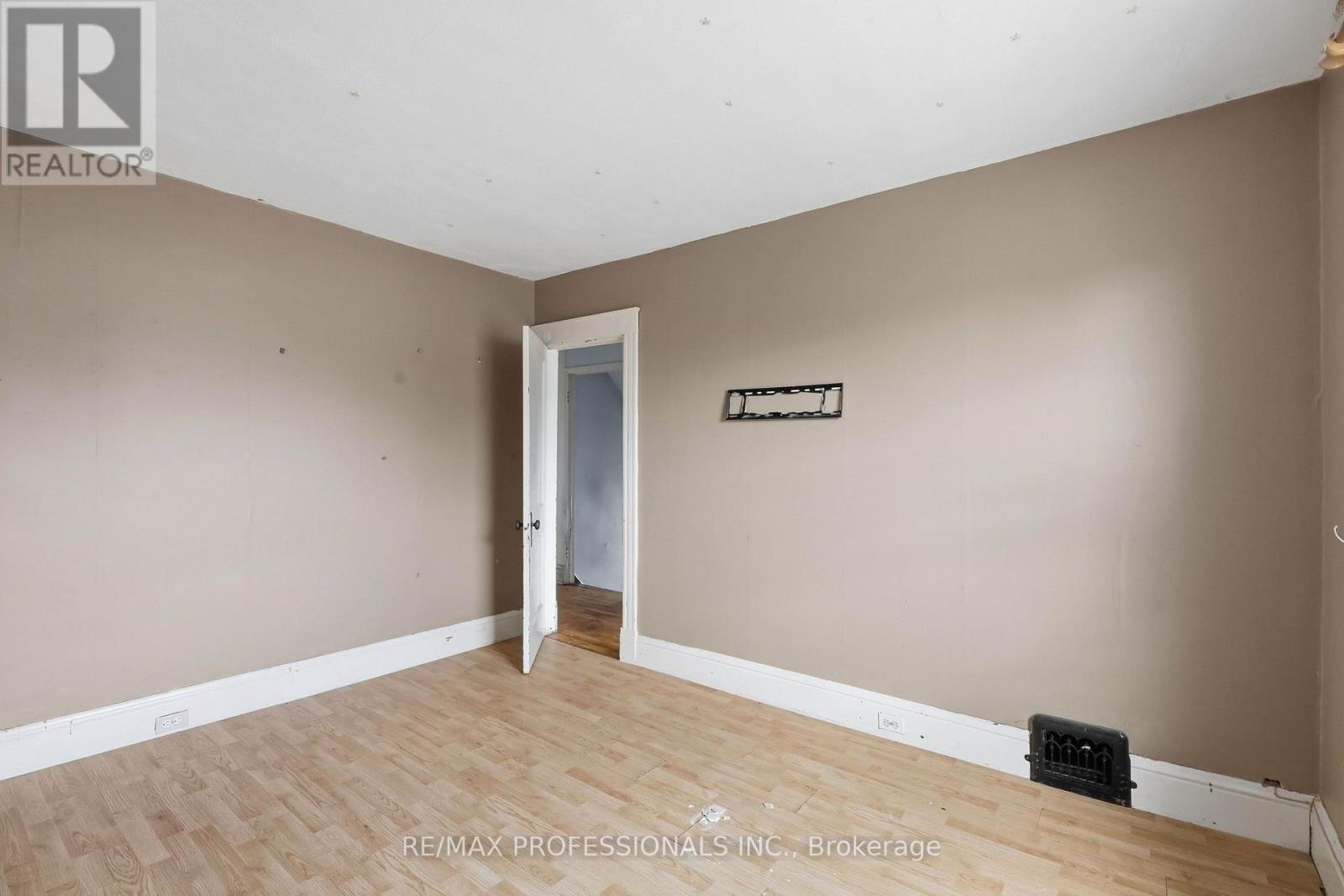 26 Arthur Avenue Property Photo 24