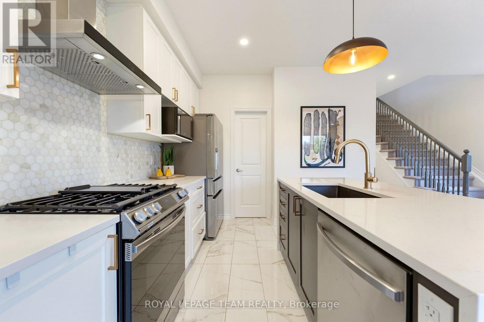 95 Rallidale Street Property Photo 11