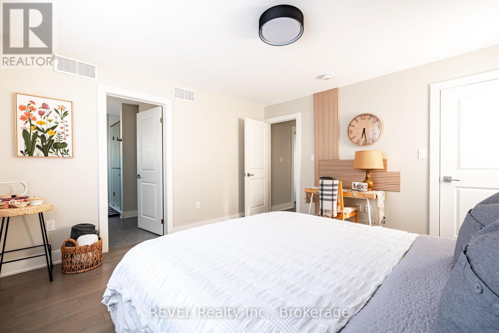 1 Princeton Common Street Property Photo 31