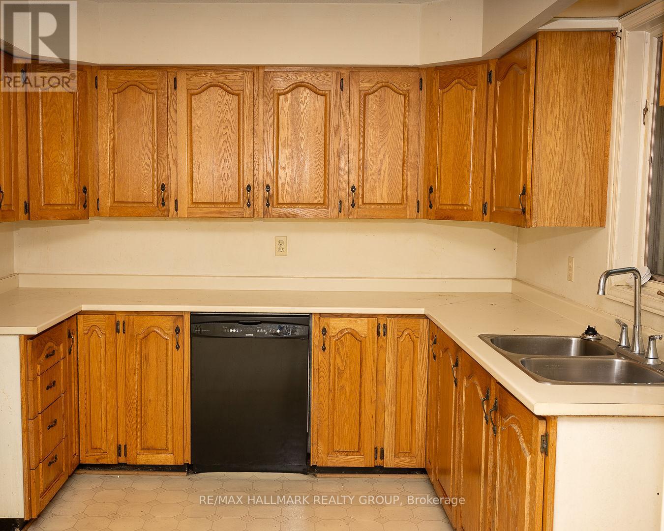 15 Birchdale Avenue Property Photo 10