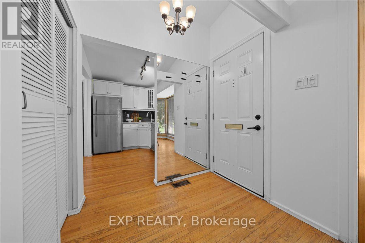 2335 Harding Road Property Photo 4