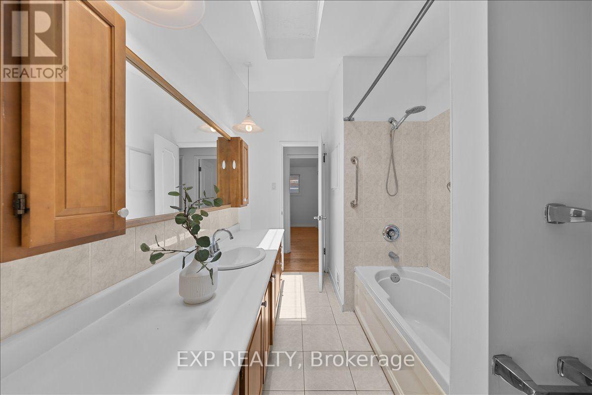 2335 Harding Road Property Photo 25
