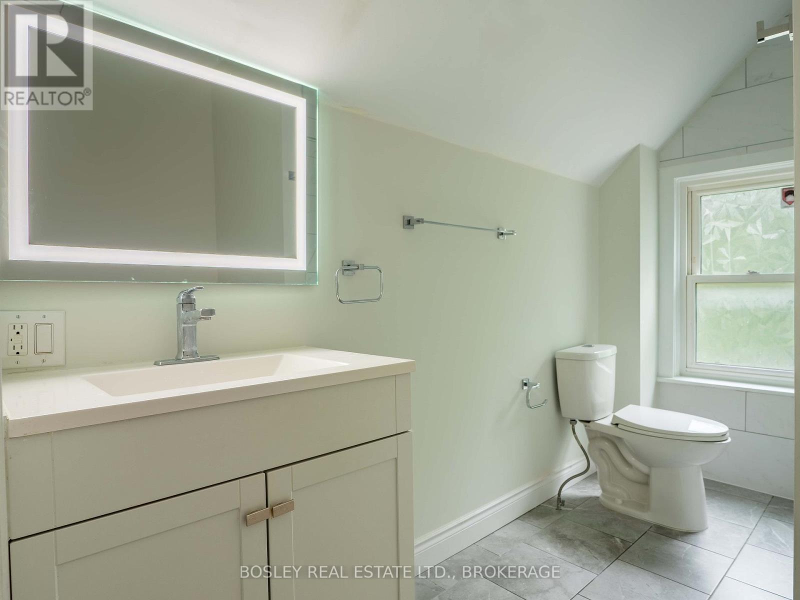 5 Herrick Avenue Property Photo 15