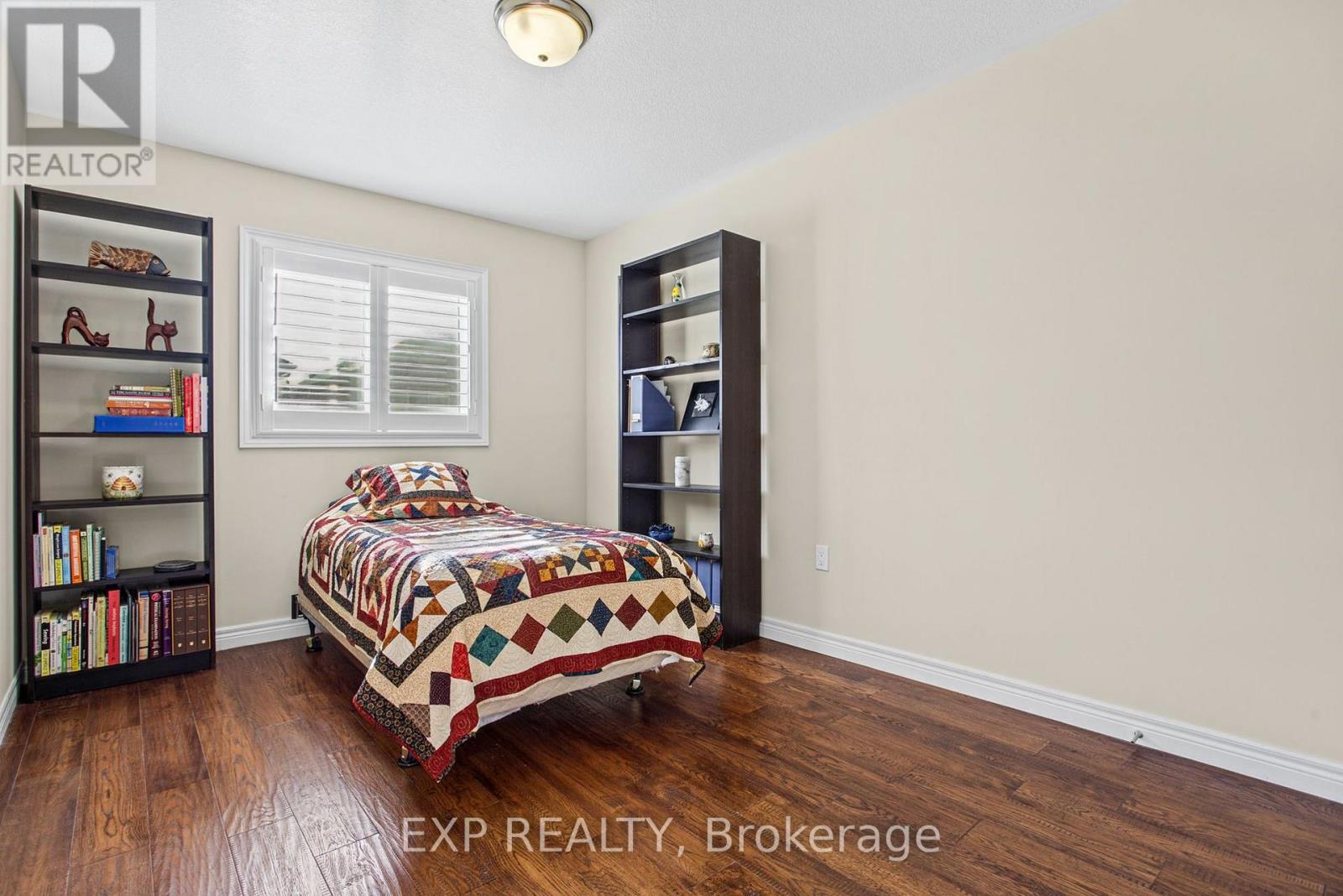184 Pelech Crescent Property Photo 20