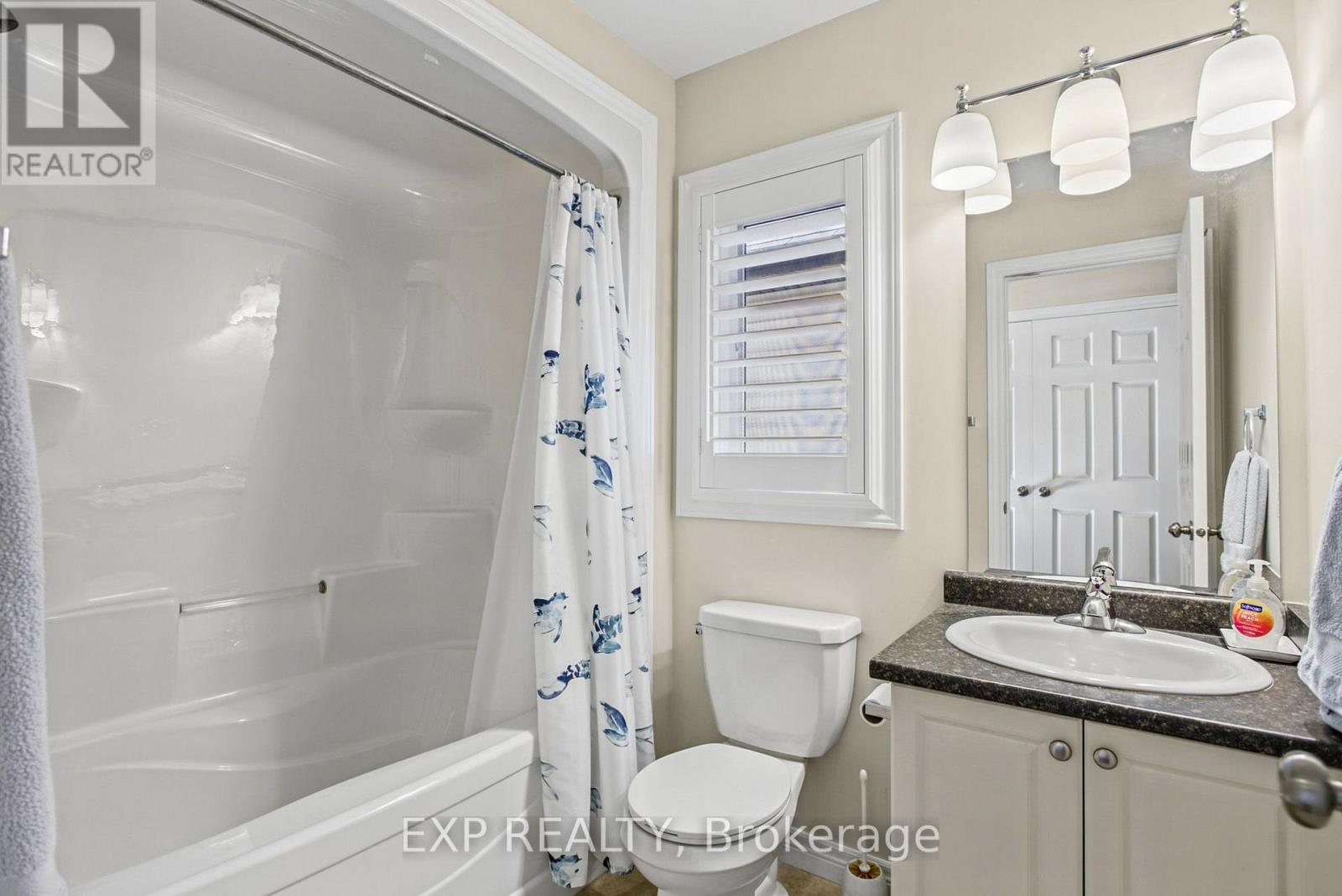 184 Pelech Crescent Property Photo 22