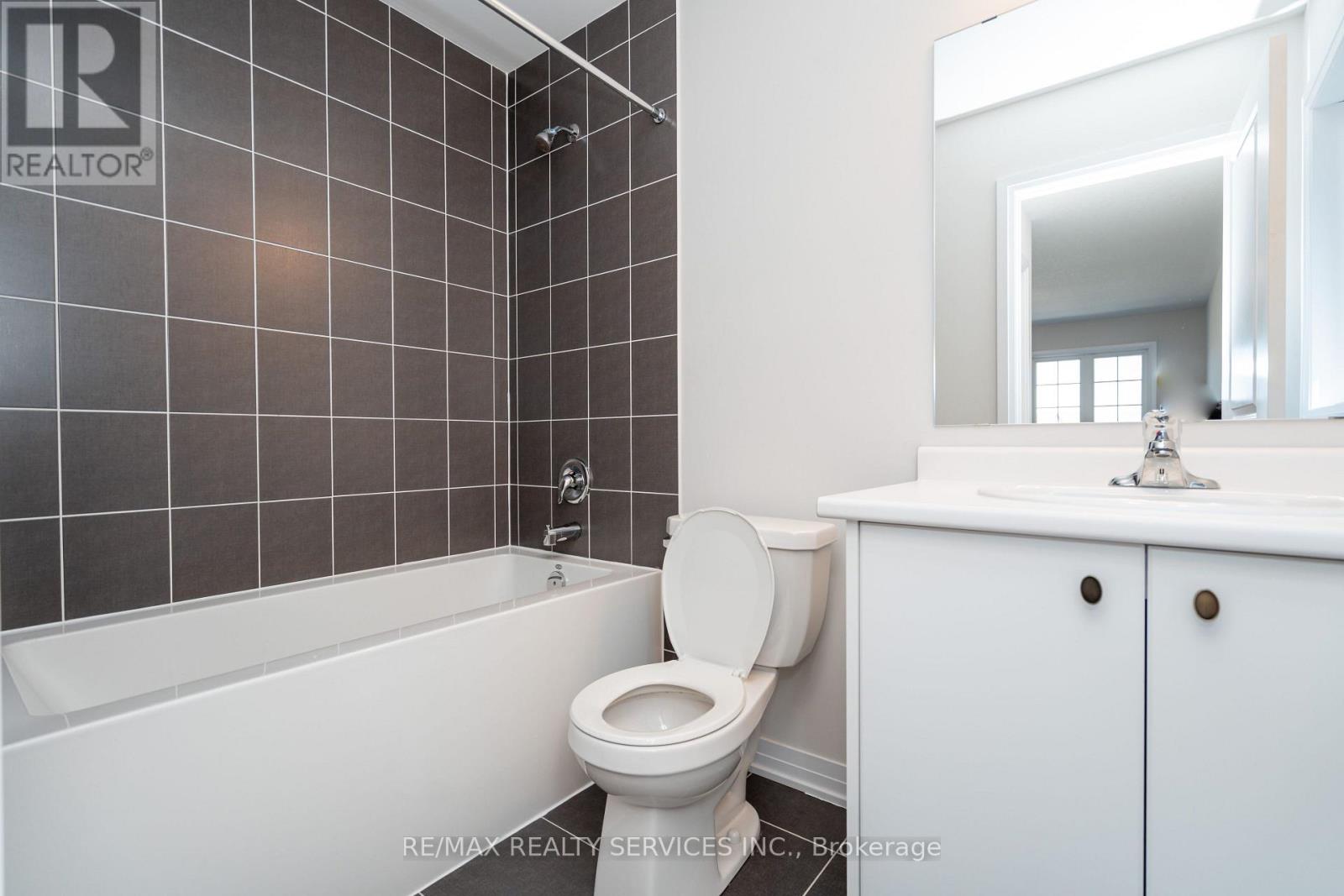 269 Dingman Street Property Photo 32