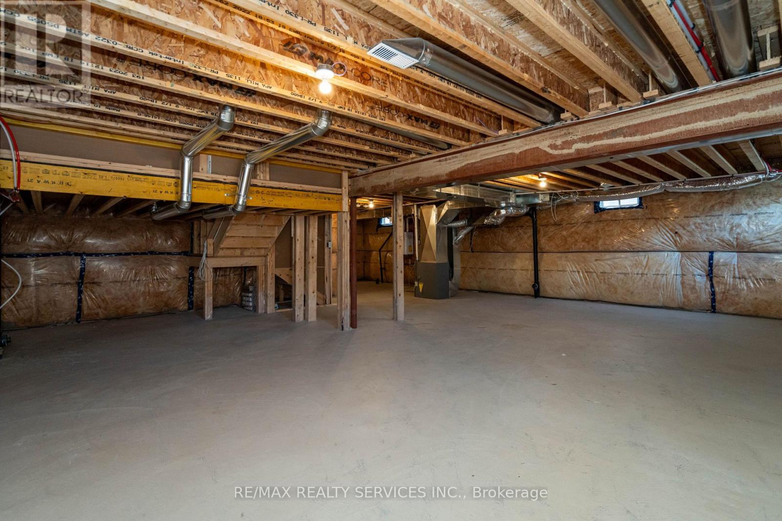 269 Dingman Street Property Photo 38