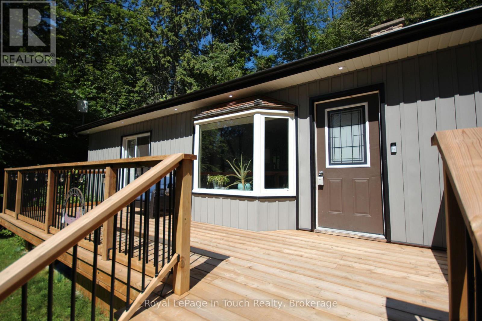 18 Shady Glen Lane Property Photo 2