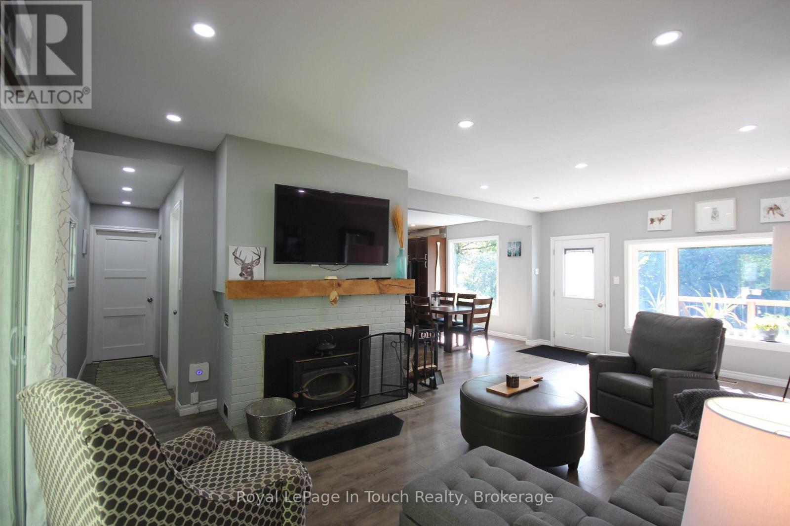 18 Shady Glen Lane Property Photo 6