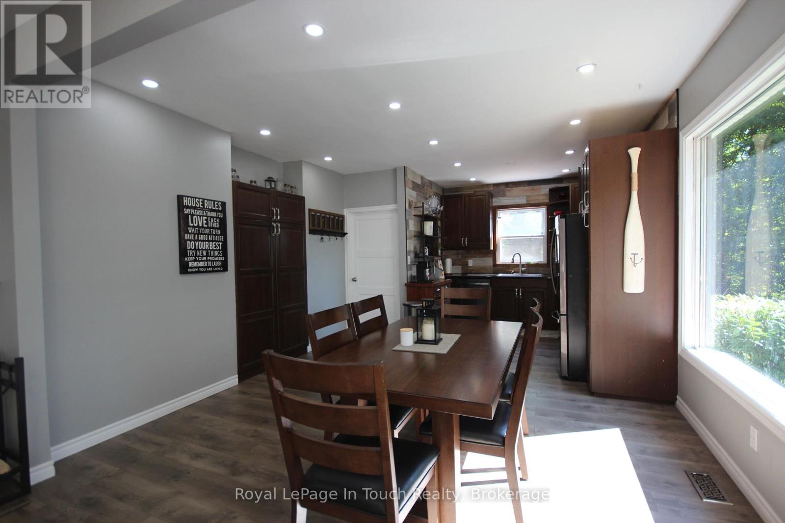 18 Shady Glen Lane Property Photo 7