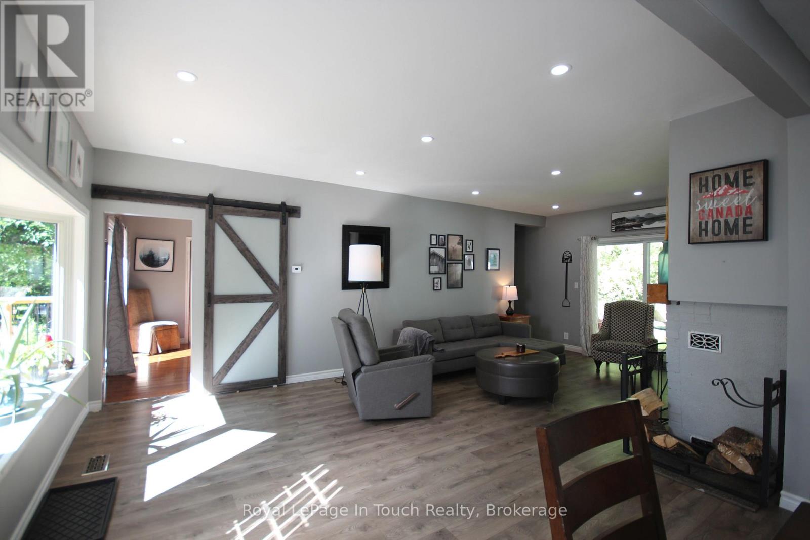 18 Shady Glen Lane Property Photo 10