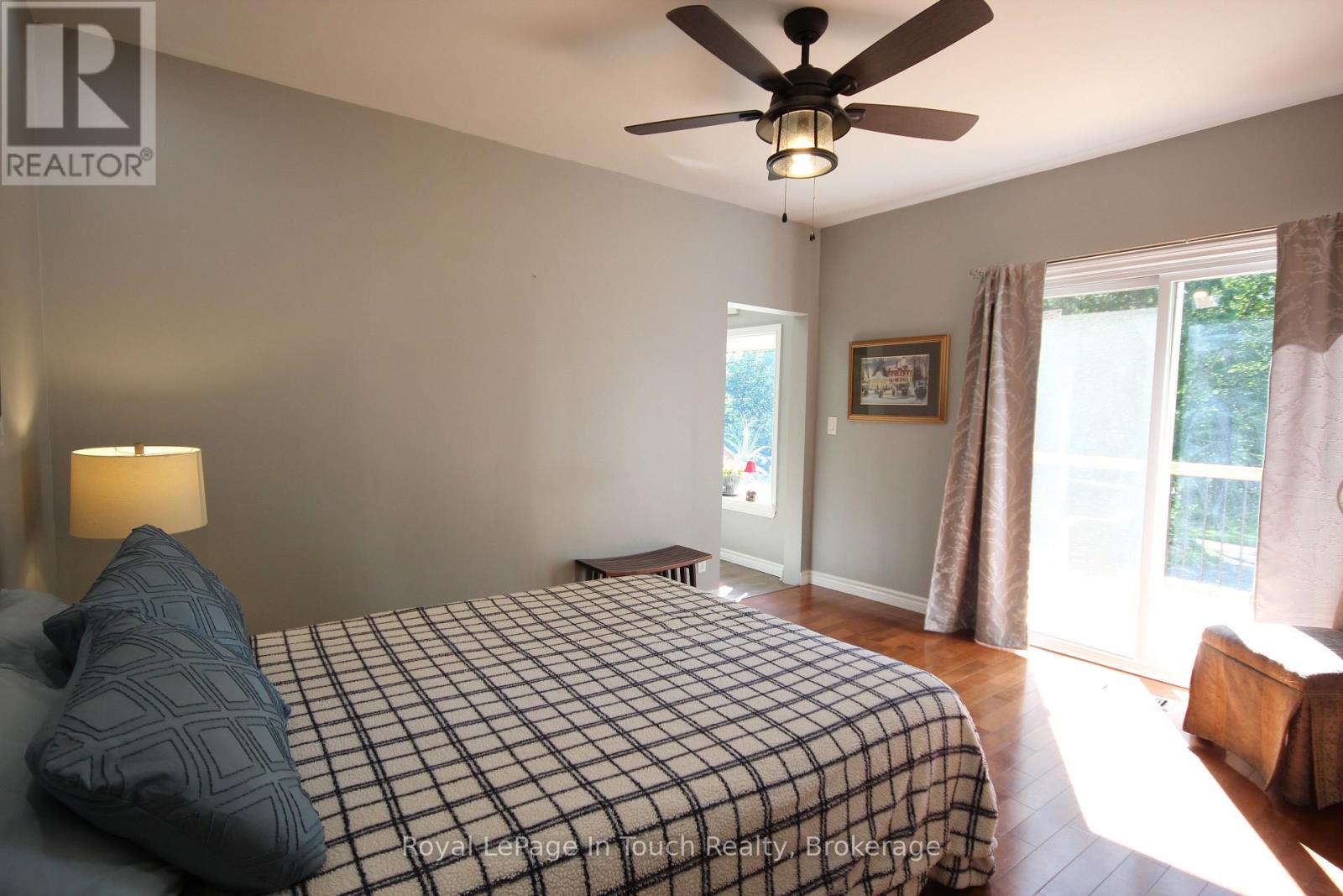 18 Shady Glen Lane Property Photo 12